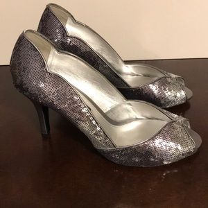 Nina Silver Sequin Peep-toe Leather Heels 8.5M